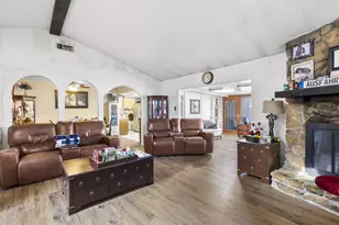 11533 Dumbarton Dr, Dallas, TX 75228 - Photo 6