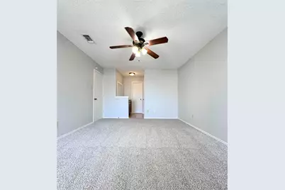 6720 Crestmont Court, Fort Worth, TX 76133 - Photo 14