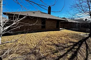 268 Spring Hollow Dr, Saginaw, TX 76131 - Photo 26