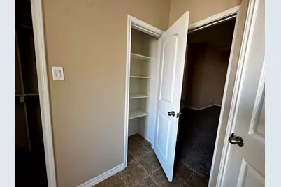 268 Spring Hollow Drive, Saginaw, TX 76131 - Photo 14