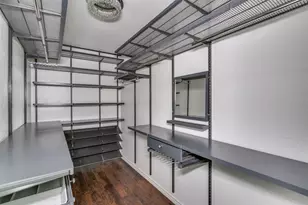 8052 Vista Hill Ln, Dallas, TX 75249 - Photo 16