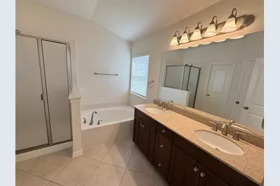 7818 Liverpool Lane, Irving, TX 75063 - Photo 10