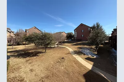 7818 Liverpool Lane, Irving, TX 75063 - Photo 16