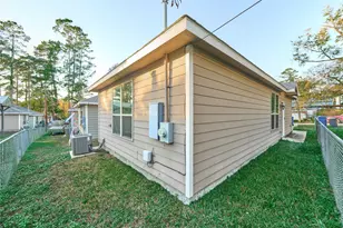 9992 Calendar St, Willis, TX 77318 - Photo 24