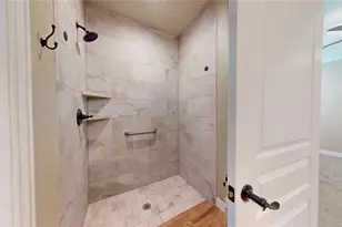 929 S Montgomery St, Sherman, TX 75090 - Photo 8