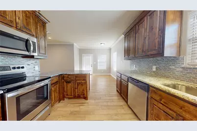 929 S Montgomery Street, Sherman, TX 75090 - Photo 4