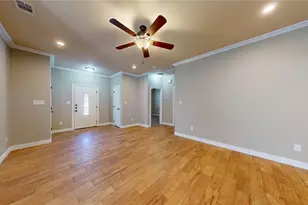 929 S Montgomery St, Sherman, TX 75090 - Photo 6