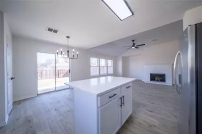 152 Rolling Hills Place, Lancaster, TX 75146 - Photo 6