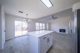 152 Rolling Hills Pl, Lancaster, TX 75146 - Photo 6