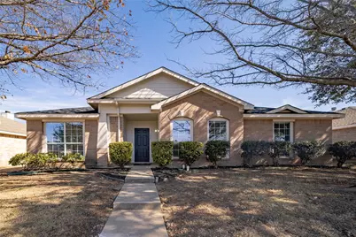 152 Rolling Hills Place, Lancaster, TX 75146 - Photo 2