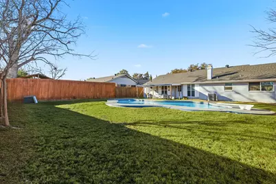 2828 Elk Grove Road, Carrollton, TX 75007 - Photo 34