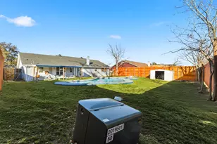 2828 Elk Grove Rd, Carrollton, TX 75007 - Photo 36