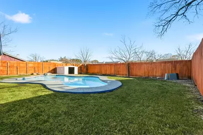 2828 Elk Grove Road, Carrollton, TX 75007 - Photo 30