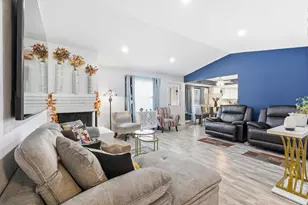 2828 Elk Grove Rd, Carrollton, TX 75007 - Photo 6