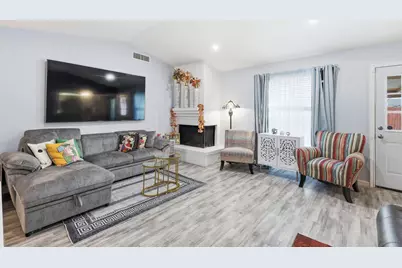 2828 Elk Grove Road, Carrollton, TX 75007 - Photo 8