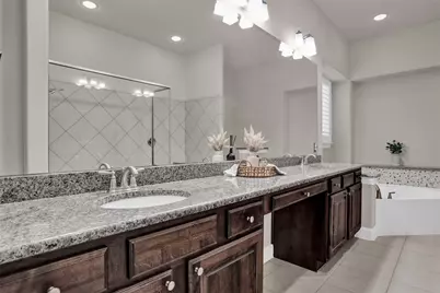 209 Carrington Lane, Lewisville, TX 75067 - Photo 16