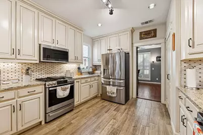 1924 Victoria Circle, McKinney, TX 75072 - Photo 6