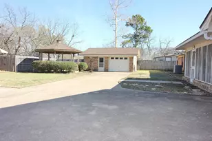400 S Fordyce St, Blooming Grove, TX 76626 - Photo 34