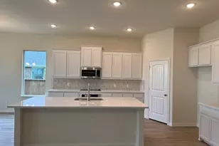 1129 Trinity Dr, Springtown, TX 76082 - Photo 4