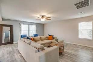 1717 Willow Way, Bedford, TX 76022 - Photo 8