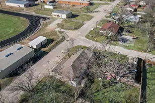 928 W Willow St, Sanger, TX 76266 - Photo 26