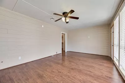 928 W Willow Street, Sanger, TX 76266 - Photo 10