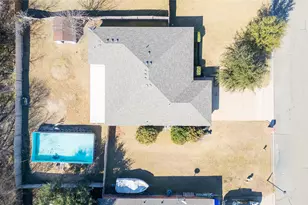 10812 Lilry Rd, Waco, TX 76708 - Photo 4