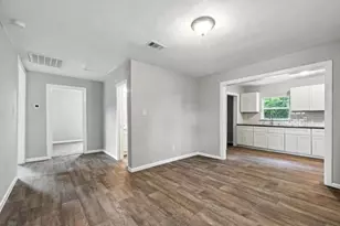 2837 Avenue A, Fort Worth, TX 76105 - Photo 6