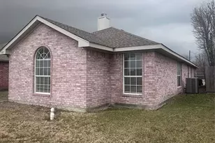 1315 E Brown St, Wylie, TX 75098 - Photo 2