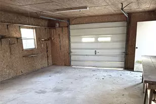 212 College St, Roxton, TX 75477 - Photo 28