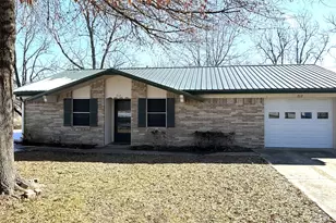212 College St, Roxton, TX 75477 - Photo 1