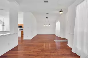 3204 Elmwood Dr, Mesquite, TX 75181 - Photo 4