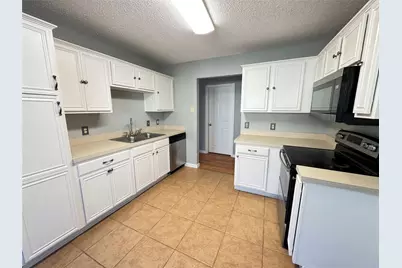 6108 Seese Drive, Arlington, TX 76018 - Photo 10