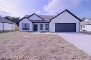 347 Rosemound St, Commerce, TX 75428 - Photo 1