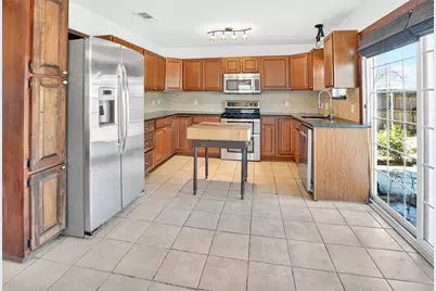 316 W Rucker Street, Granbury, TX 76048 - Photo 12