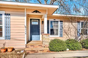 316 W Rucker St, Granbury, TX 76048 - Photo 4