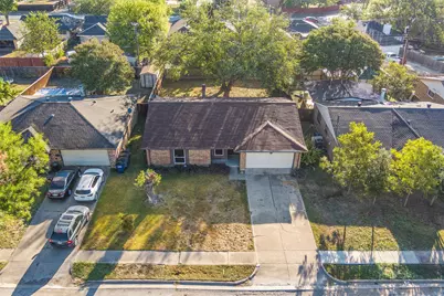 2742 E Pepperidge Drive, Lancaster, TX 75134 - Photo 4