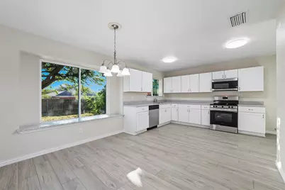 2742 E Pepperidge Drive, Lancaster, TX 75134 - Photo 12