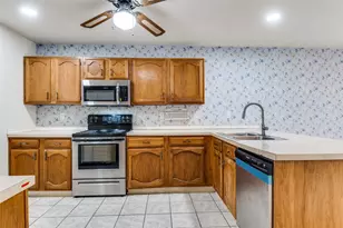 1109 Lesa Ln, Garland, TX 75042 - Photo 8