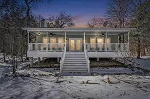 705 Lost Hunters Canyon, China Spring, TX 76633 - Photo 2