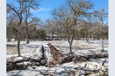 705 Lost Hunters Canyon, China Spring, TX 76633 - Photo 18