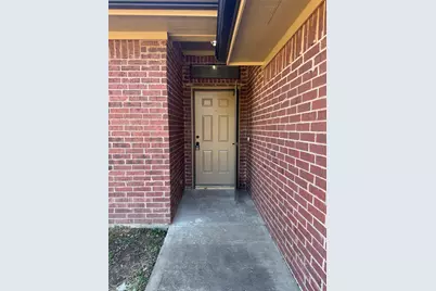 1519 Hayloft Lane, Granbury, TX 76048 - Photo 6