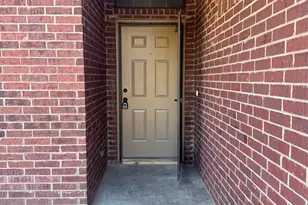 1519 Hayloft Ln, Granbury, TX 76048 - Photo 6