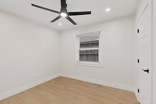 8210 Sussex St, White Settlement, TX 76108 - Photo 22