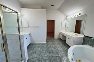 7104 Chandler Dr, Plano, TX 75024 - Photo 18