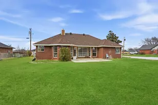 3917 Country Meadows Cir, Granbury, TX 76049 - Photo 22