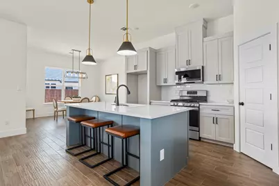 204 Cliff Court, Godley, TX 76044 - Photo 10