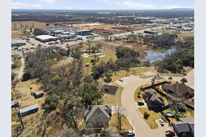 306 Donna Circle, Granbury, TX 76049 - Photo 28