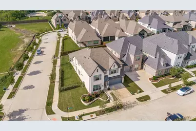 2505 Liverpool Lane, Carrollton, TX 75010 - Photo 40