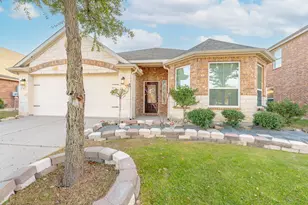 437 Lipizzan Ln, Celina, TX 75009 - Photo 2